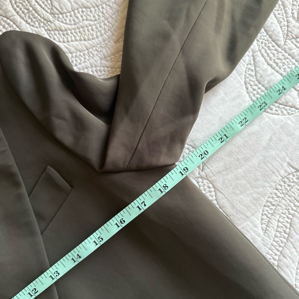 Vince - Boyfriend Blazer - Deep Laurel (Green) - Picture 9 of 14